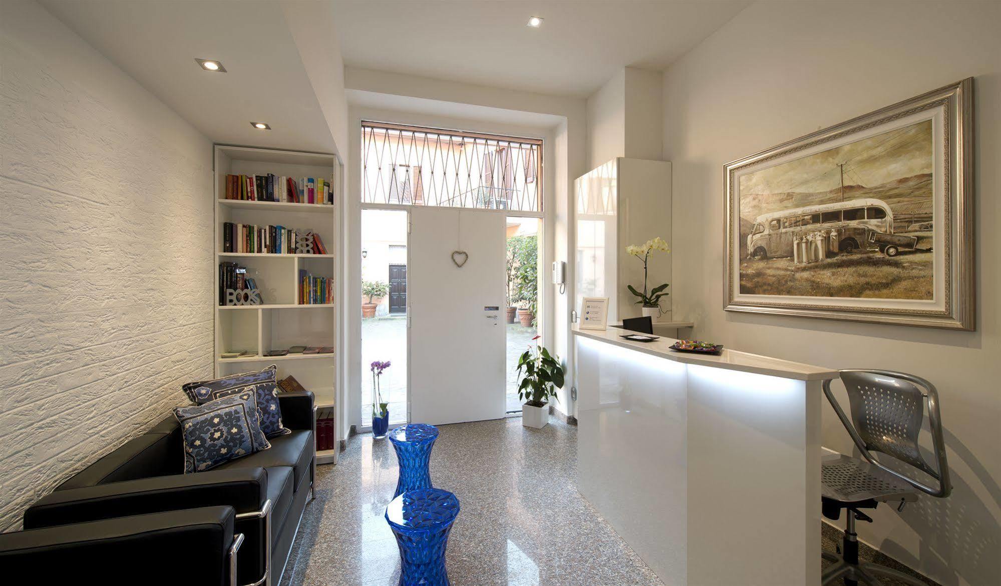 Monza City Rooms & Studios Екстериор снимка
