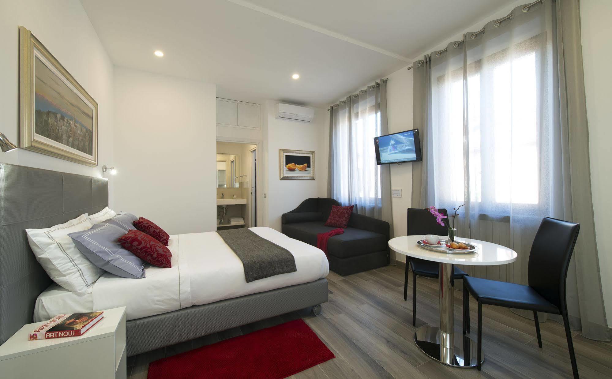 Monza City Rooms & Studios Екстериор снимка